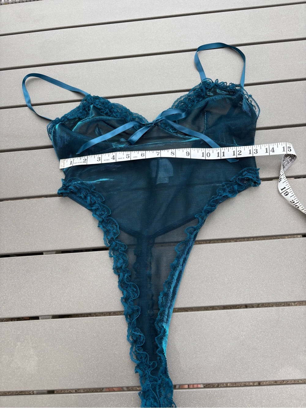 Beautiful Y2K Vintage Secret Treasures Teal Iridescent Lace Teddy Size Lg. - Picture 6 of 10
